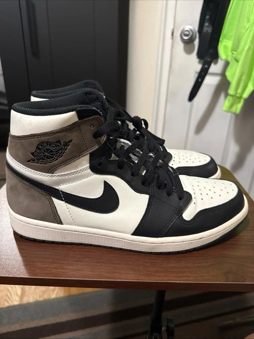Jordan Retro High Top Sneakers — Black/White/Brown